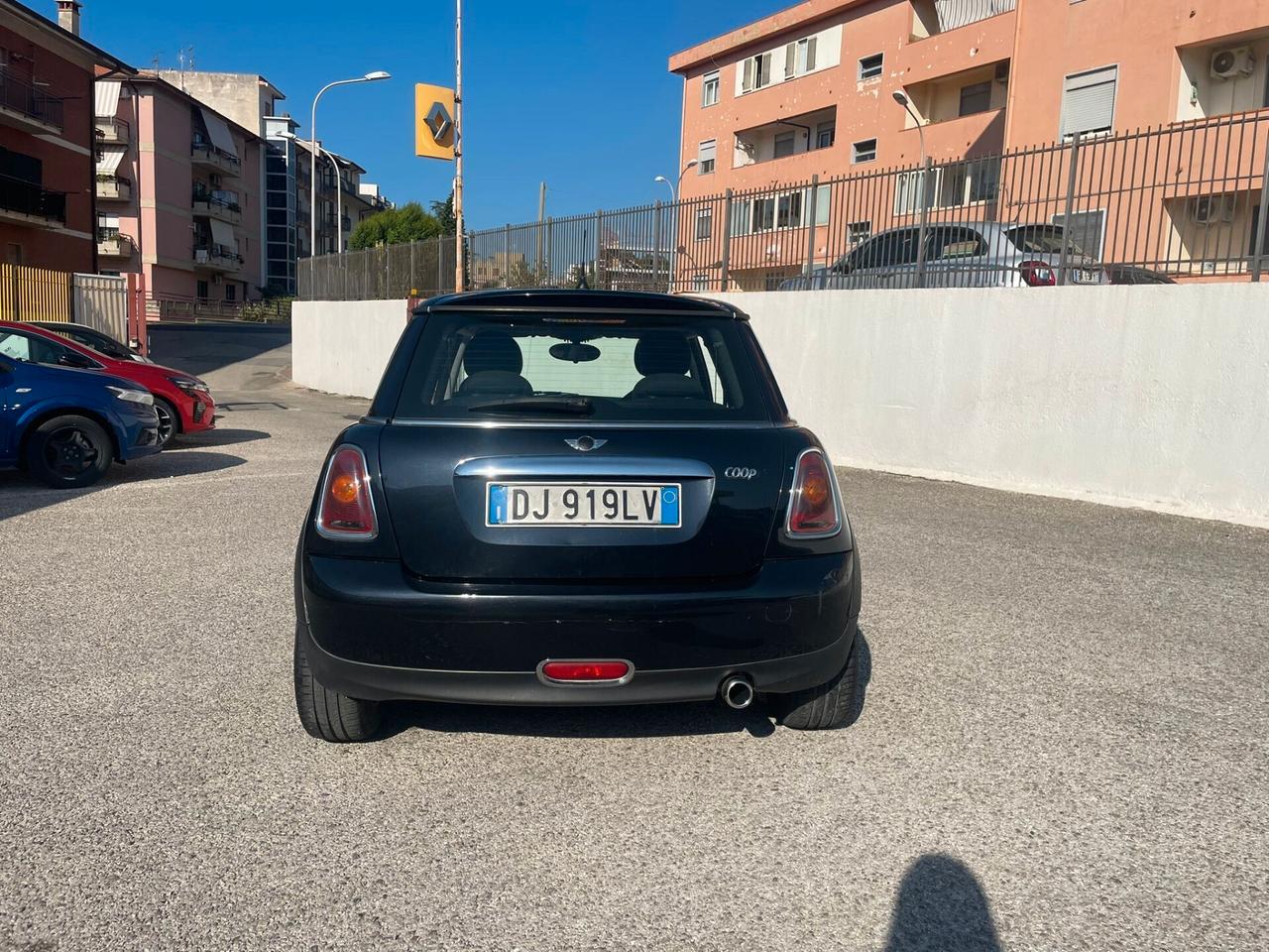 Mini 1.6 16V Cooper D