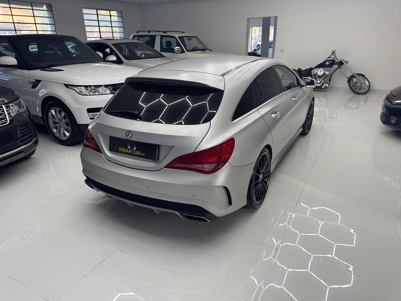 Mercedes-Benz CLA 45 AMG 381Cv