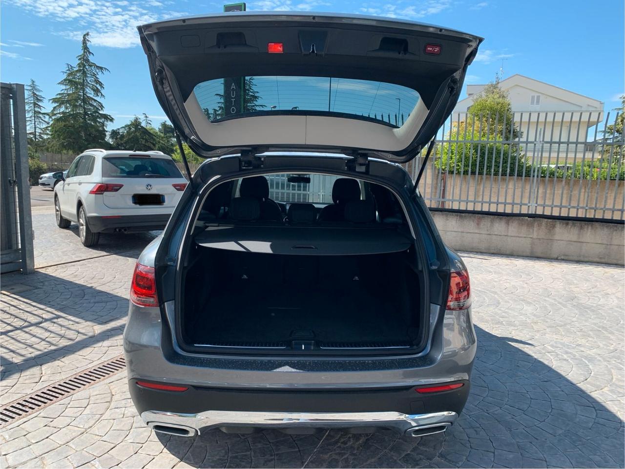 MERCEDES-BENZ GLC 220d 194cv 4-MATIC SPORT