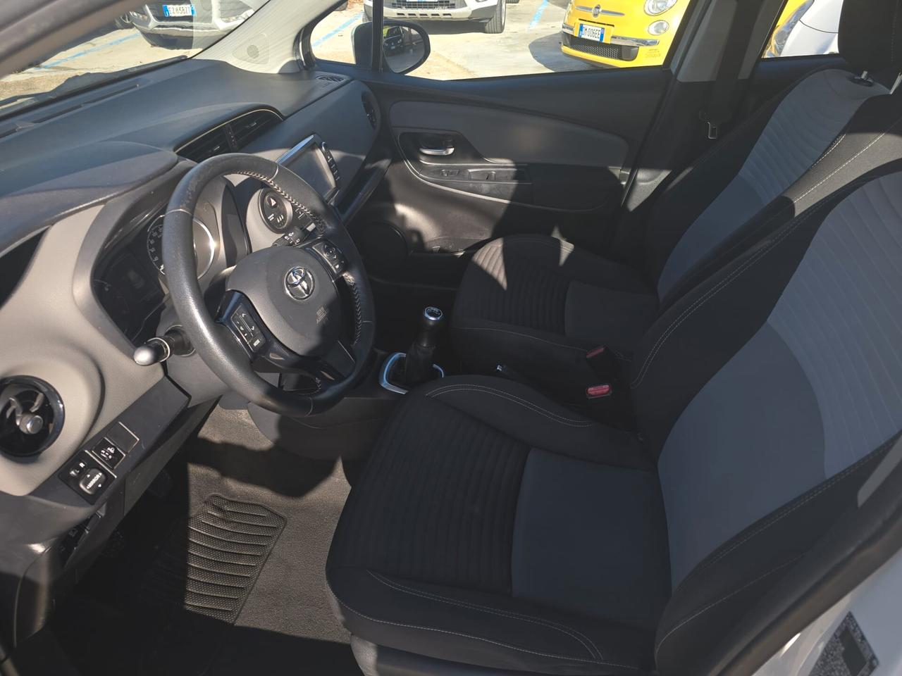 Toyota Yaris 1.0 72 CV 5 porte Active