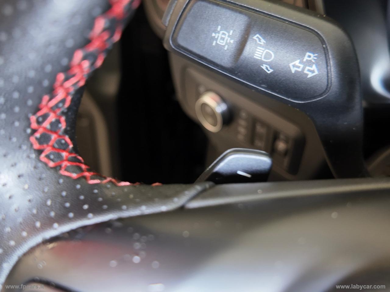 FORD Kuga 1.5 EcoBl. 120CV aut. 2WD ST-Line