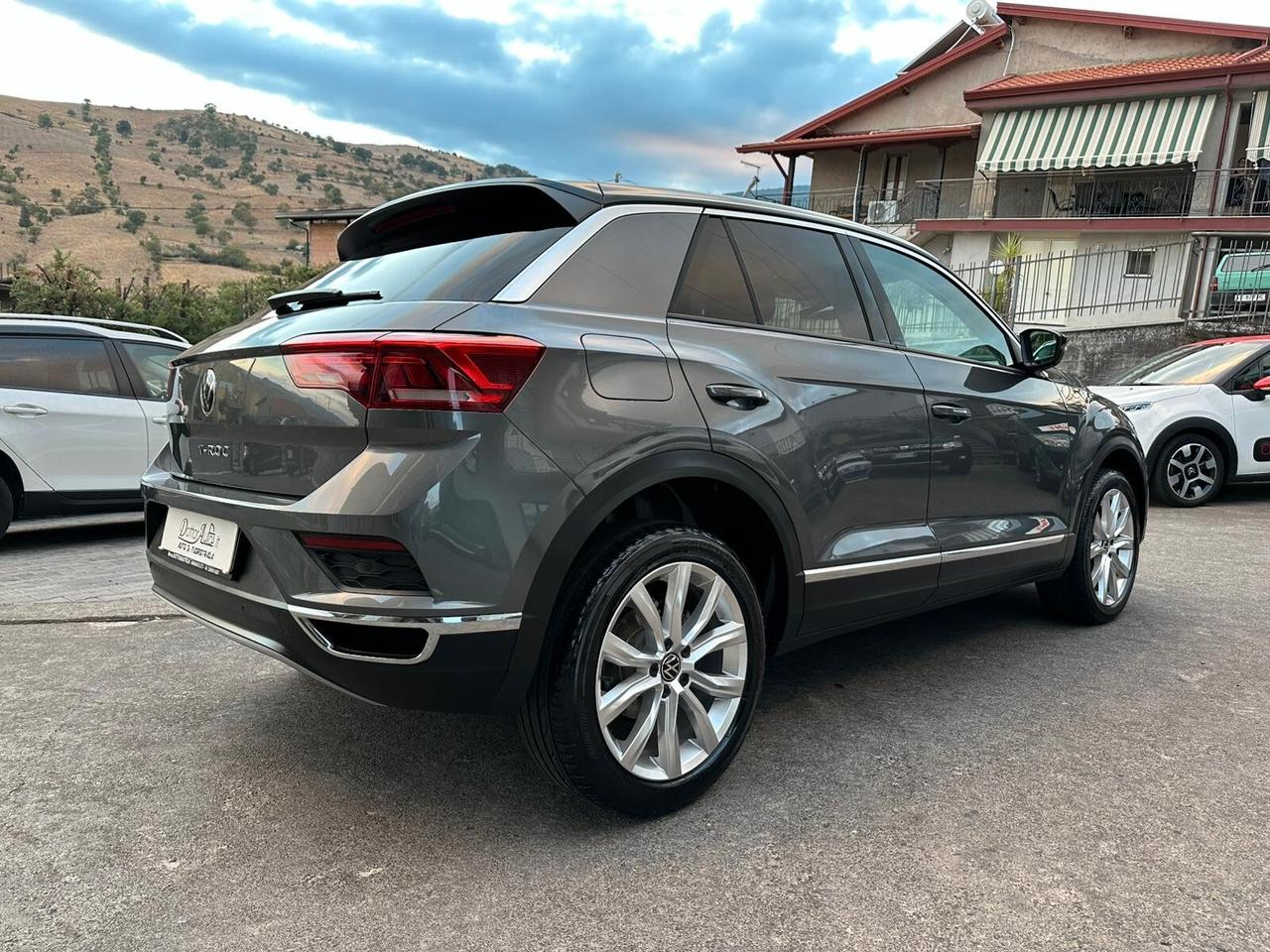 Volkswagen T-Roc 1.6 TDI SCR Business BlueMotion Technology