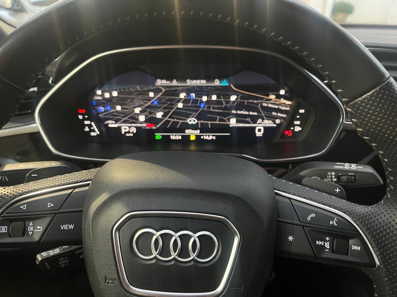 Audi Q3 40 TFSI quattro S tronic line edition