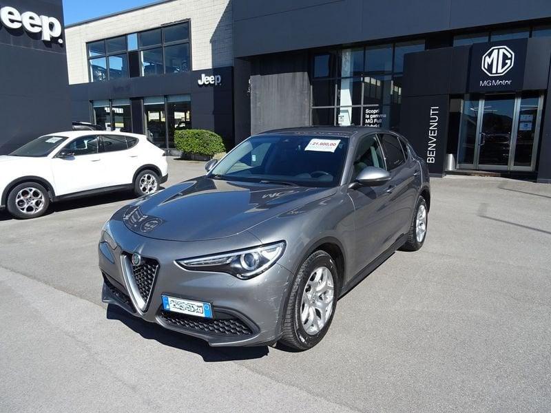 Alfa Romeo Stelvio 2.2 Turbo Diesel 160CV Business AT8 RWD