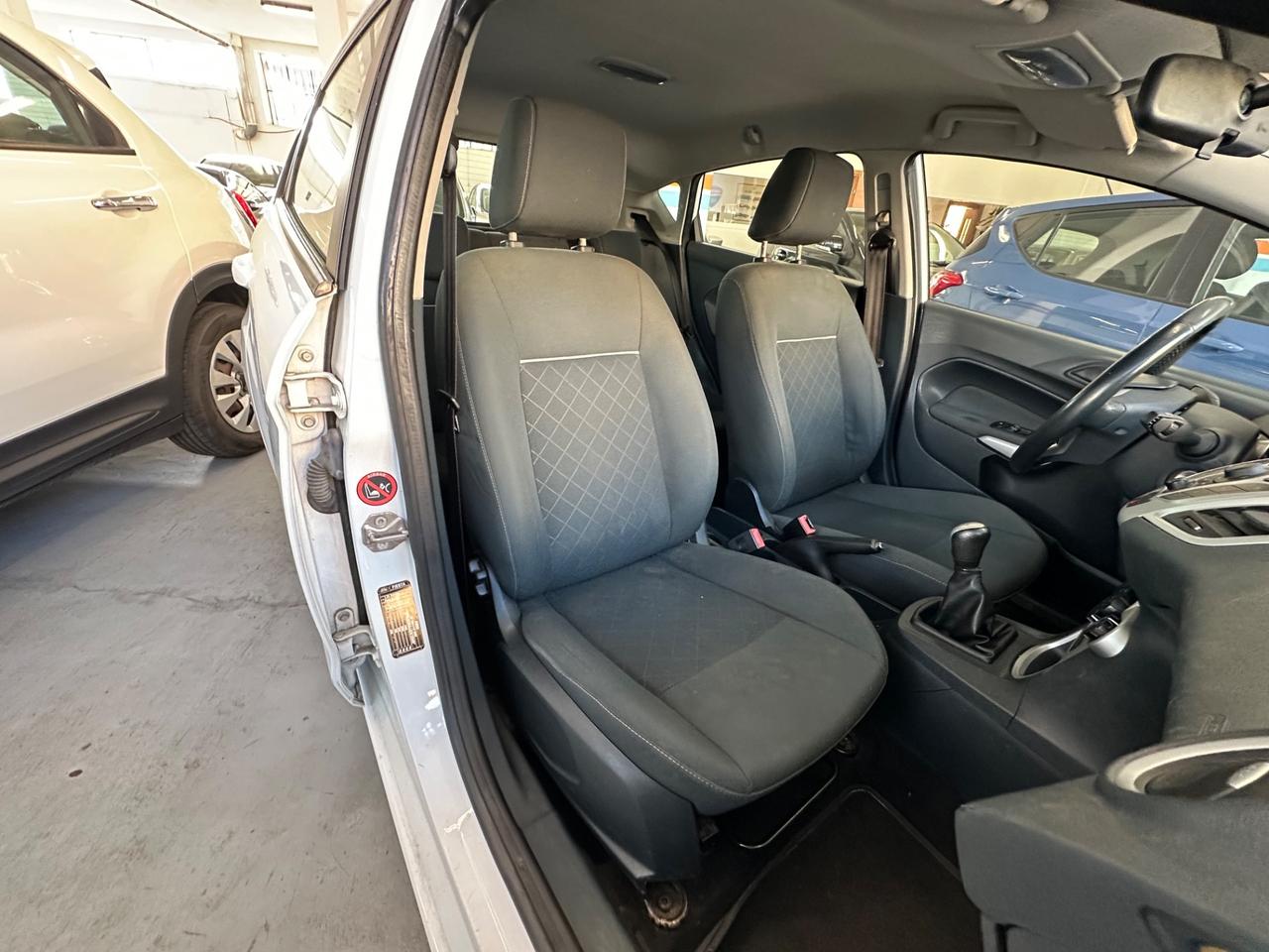 Ford Fiesta 1.2 60CV 5p. - Autonavigli