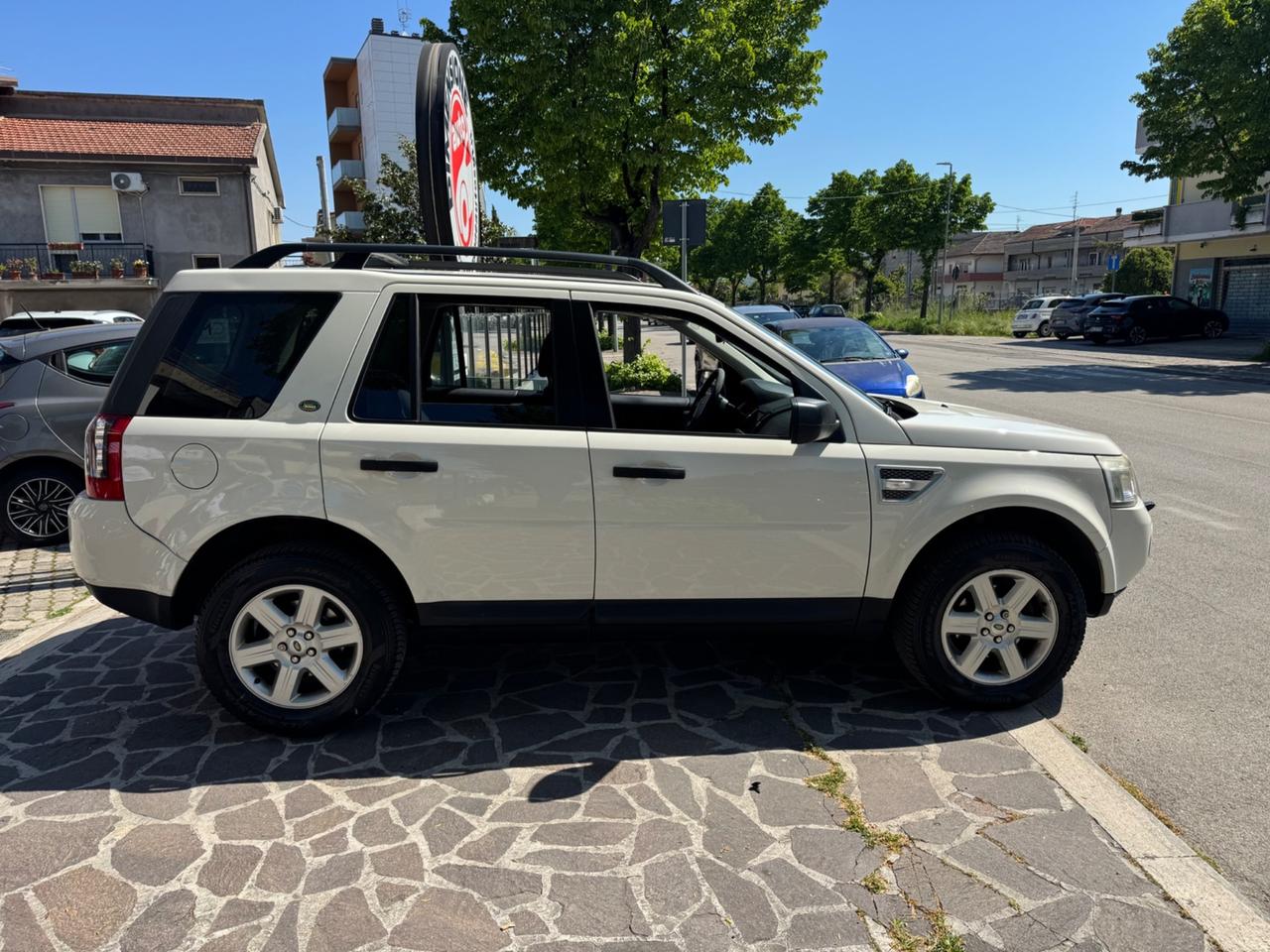 Land Rover Freelander 2.2 TD4 S.W. SE