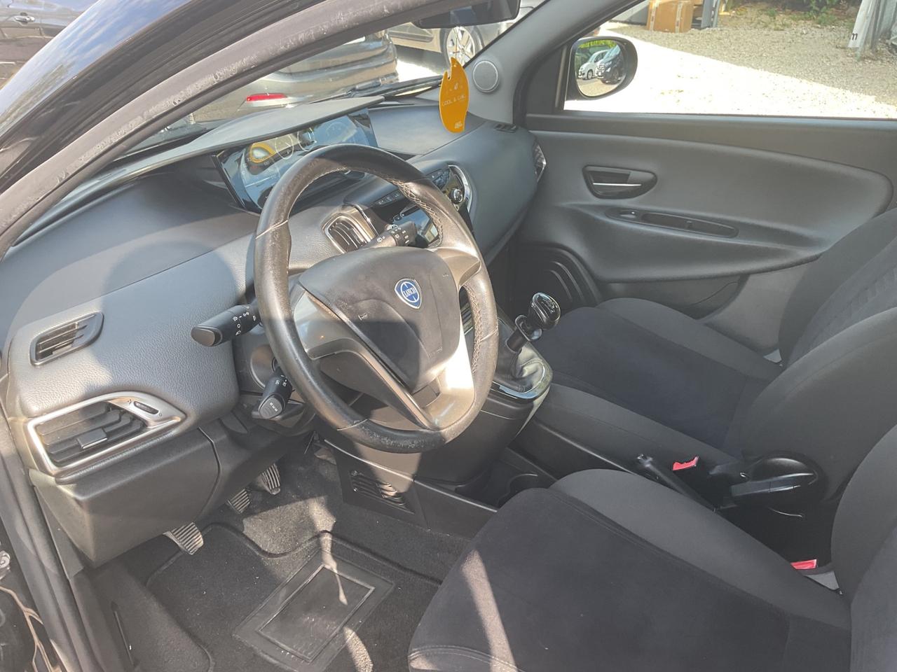 Lancia Ypsilon 1.2 69 CV 5 porte GPL Ecochic Elefantino