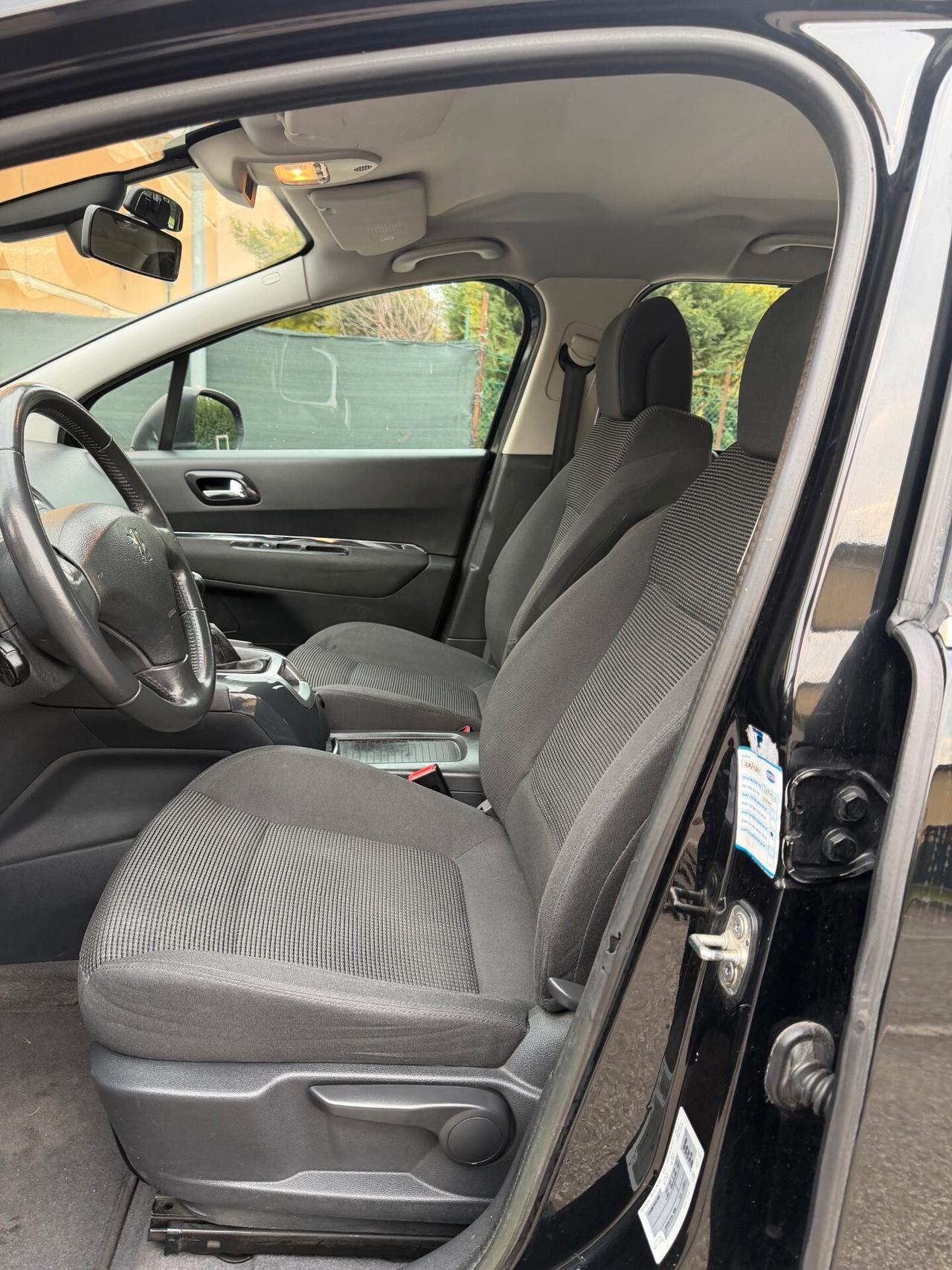 Peugeot 5008 1.6 hdi - NEOP. - 12 MESI DI GARANZIA -