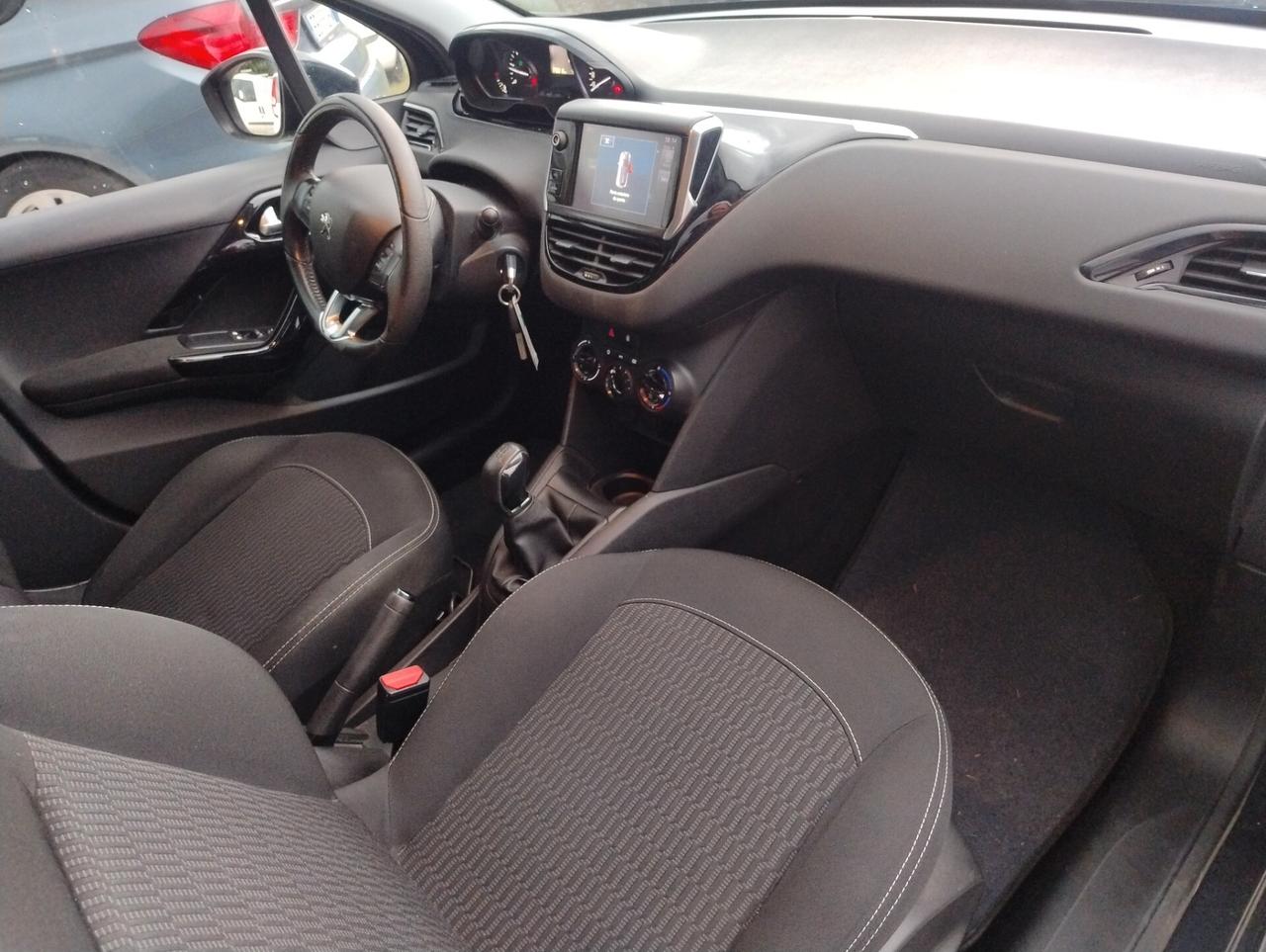 Peugeot 208 BlueHDi 75 5 porte Allure