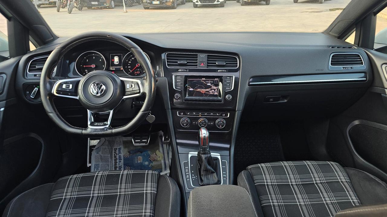 Volkswagen Golf GTD 2.0 TDI DSG BlueMotion Technology