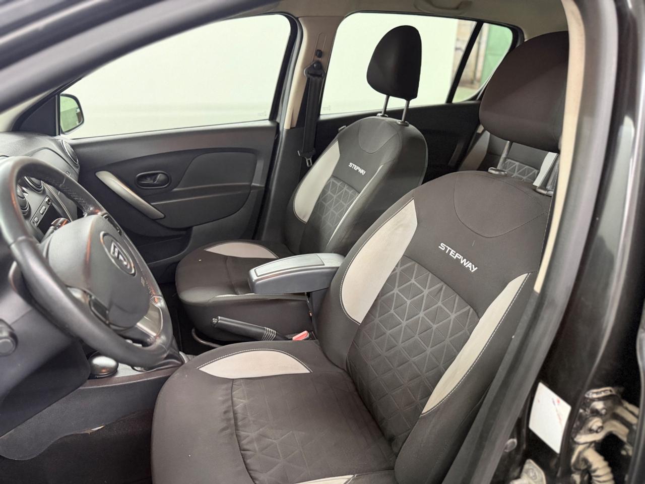 Dacia Sandero STEPWAY (anno 2014)