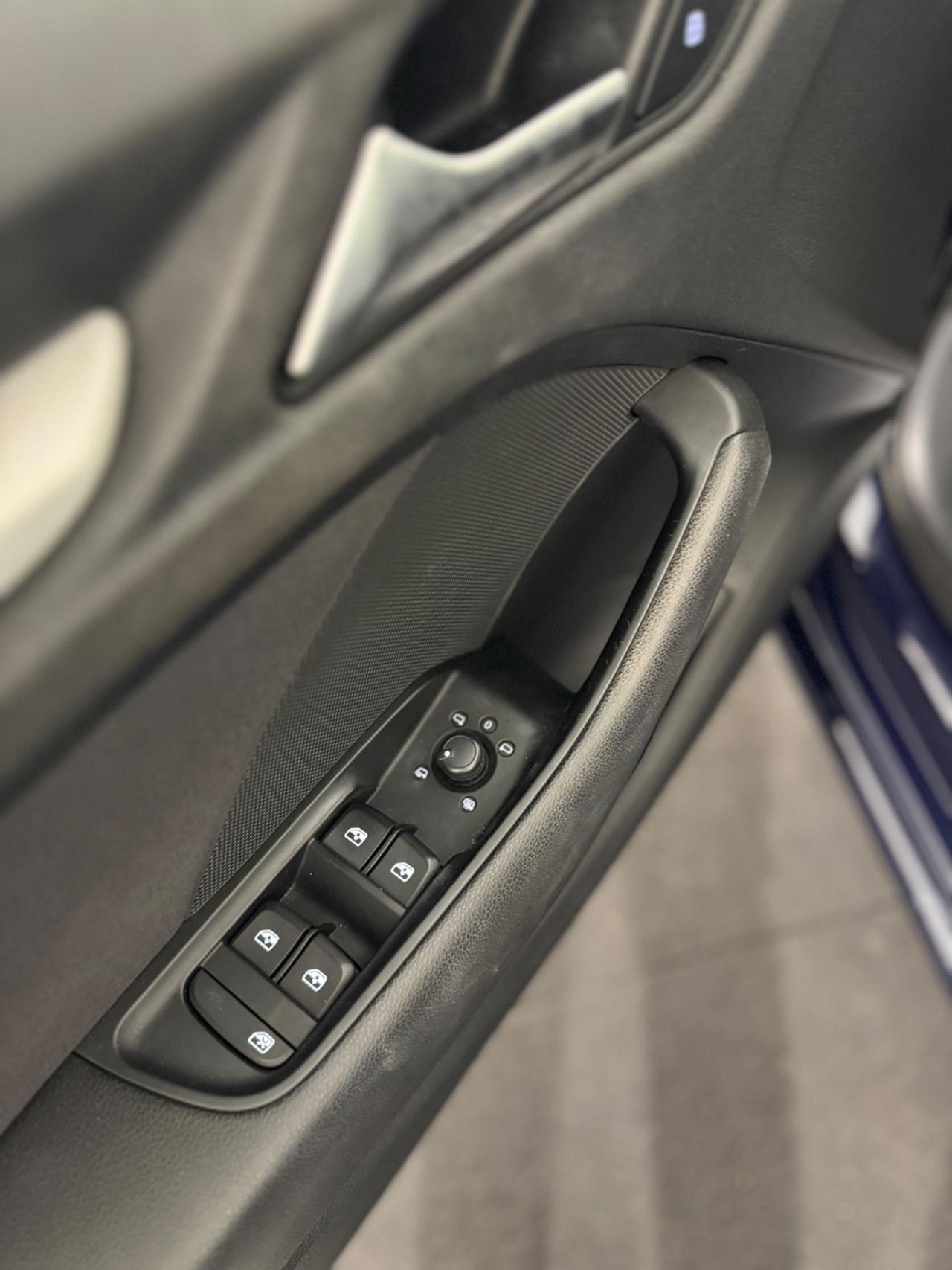 Audi A3 1.6 TDI 116 CV S tronic Sport