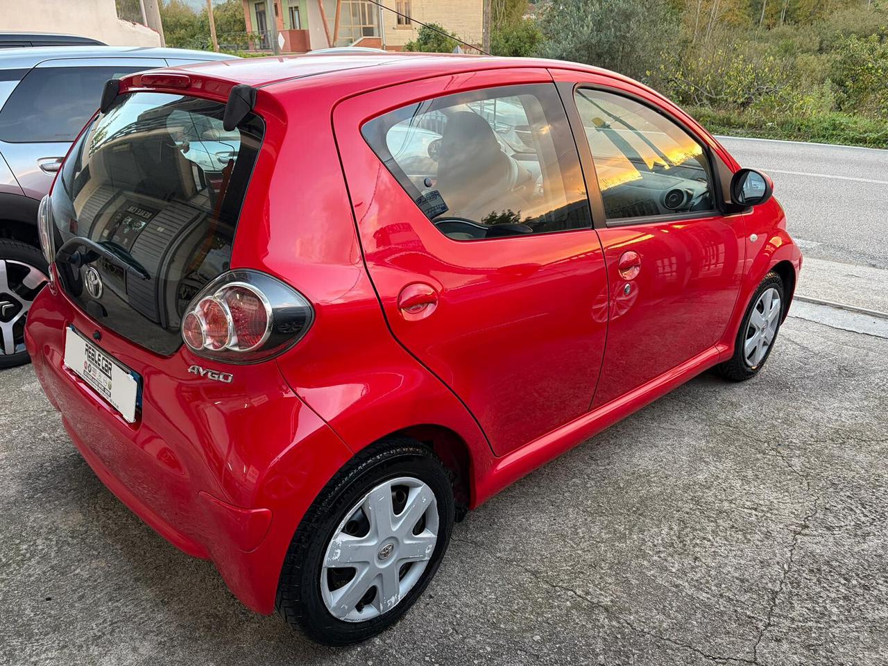 Toyota Aygo 1.0 VVT-i 68CV 5 porte Sol