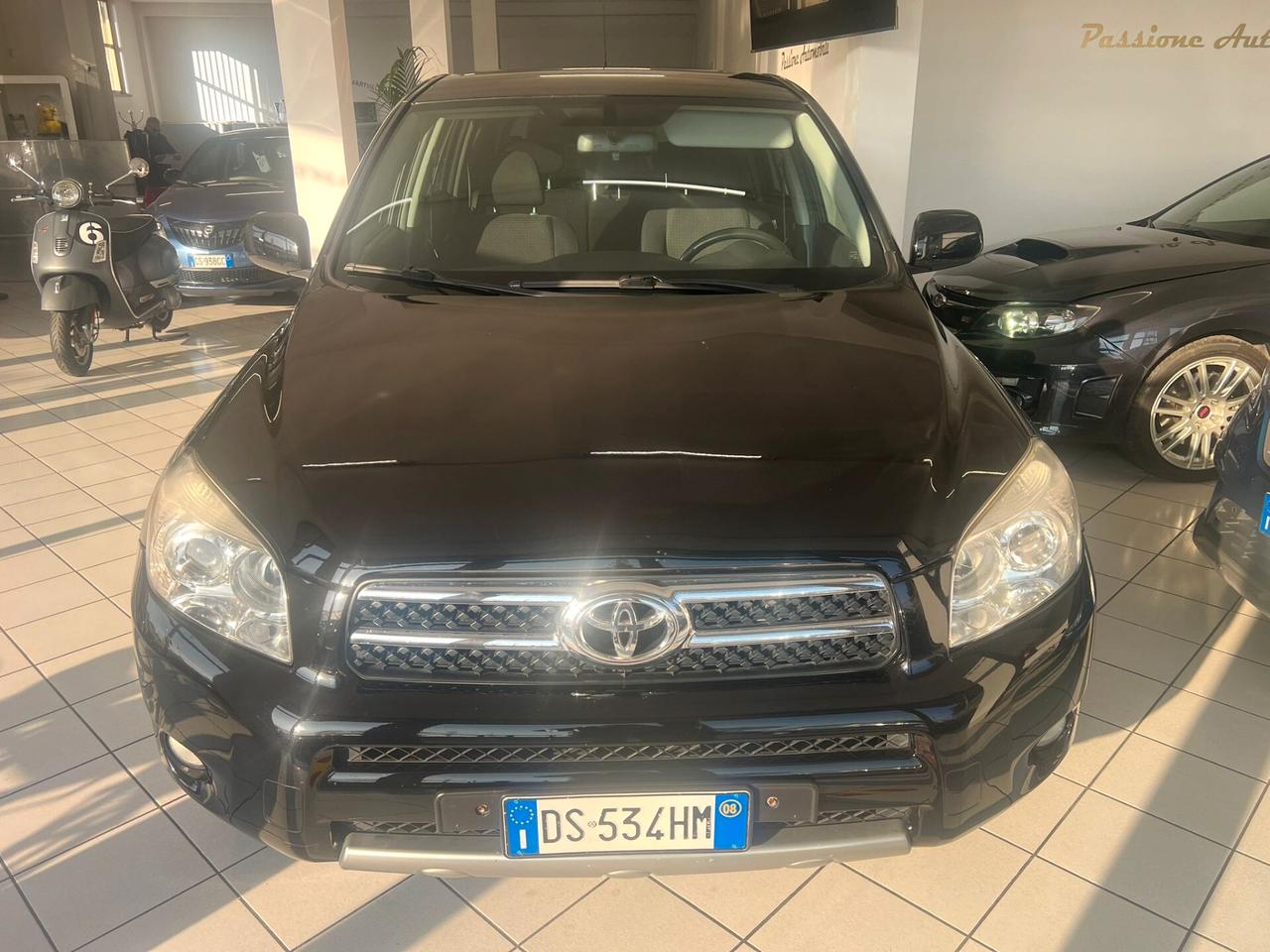 Toyota RAV 4 RAV4 2.2 D-4D 136 CV Luxury