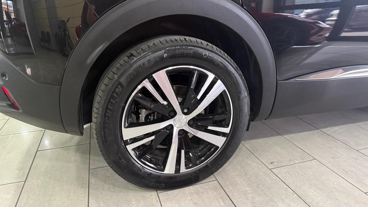 PEUGEOT 3008 1.5 131 CV GT PACK TETTO APRIBILE