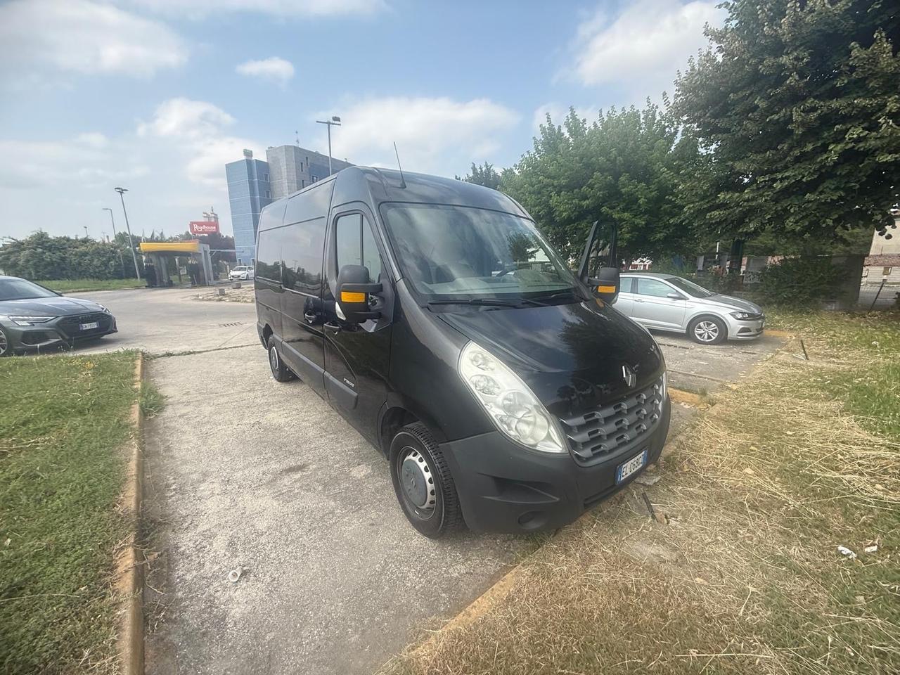 Renault Master T33 2.3 dCi/cambio automatico