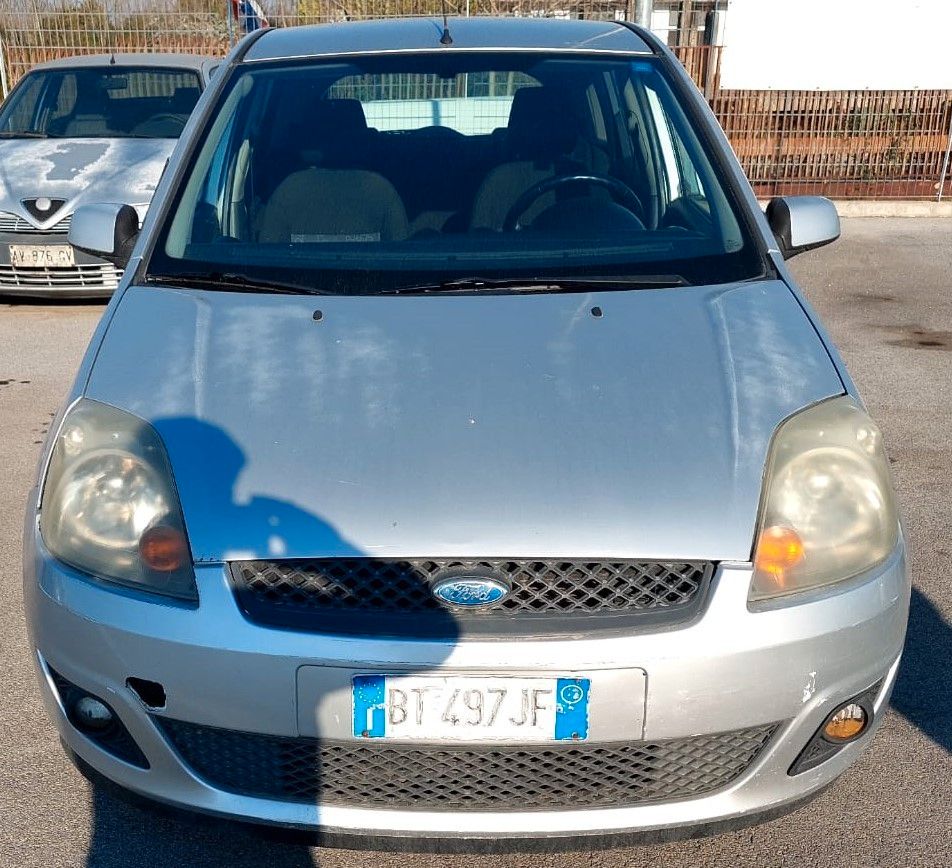 Ford Fiesta 1.4 TDCi 5p. Ghia