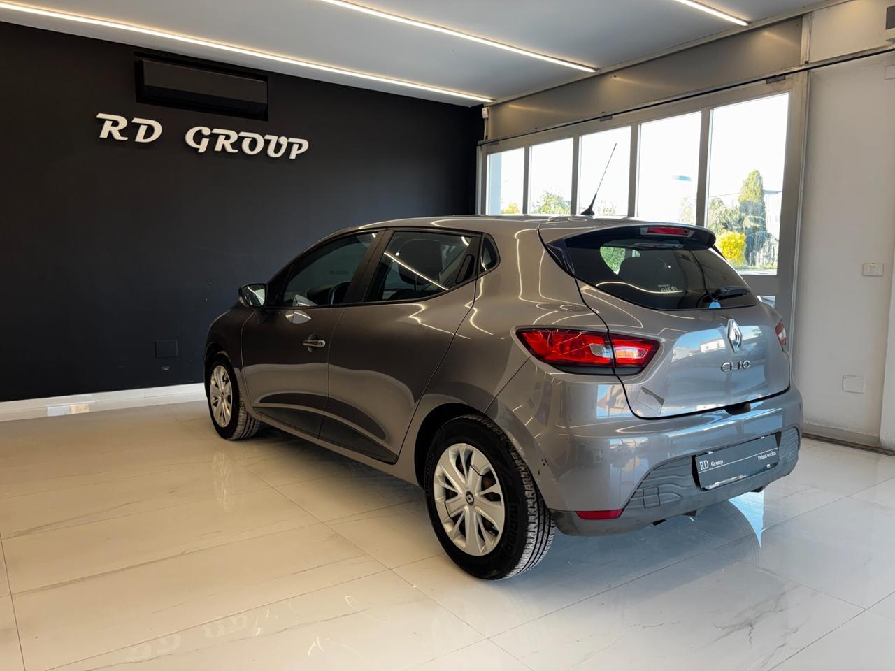 Renault Clio 1.2 73CV 5 porte Zen