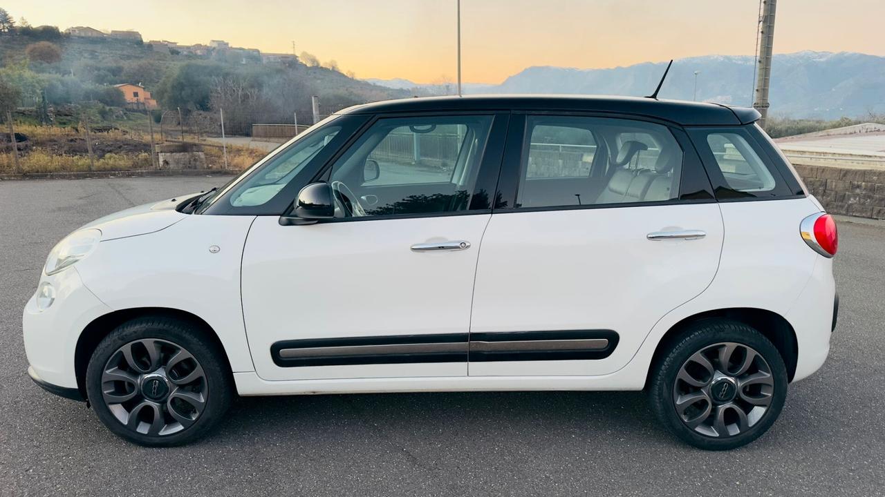 Fiat 500L 1.6 Multijet 105 CV Panoramic Edition
