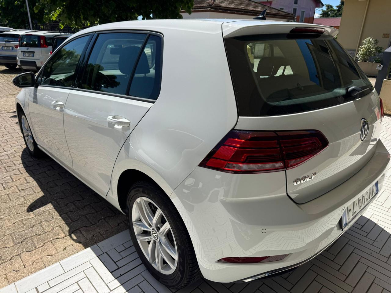 Volkswagen Golf 1.6 TDI 115 CV 5p. Business BlueMotion Technology