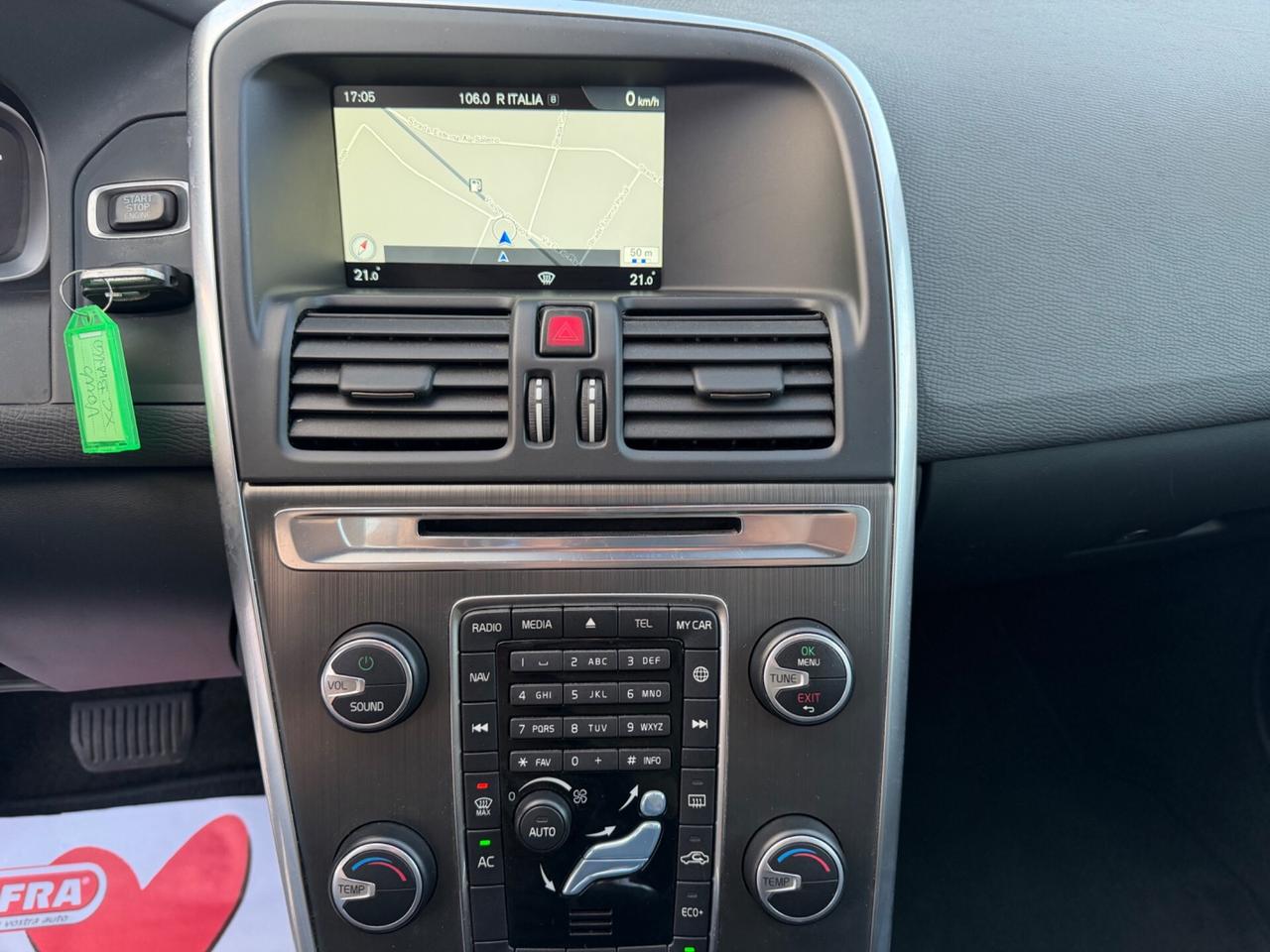 VOLVO XC60 2.0D D3 150CV GEARTRONIC FUL LED MY16