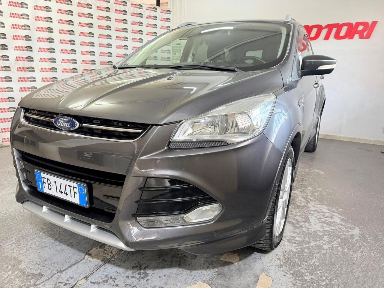 Ford Kuga 2.0 TDCI 180 CV S&S 4WD Powershift Titanium X