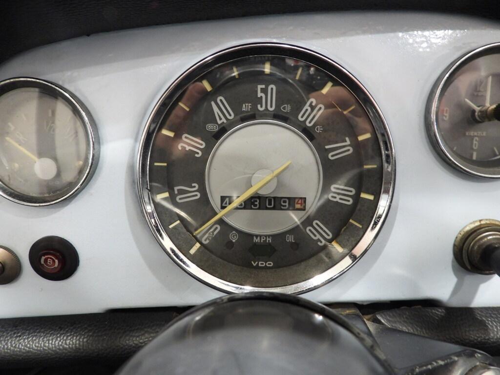 Volkswagen Golf KARMANN GHIA 1600cc CABRIOLET