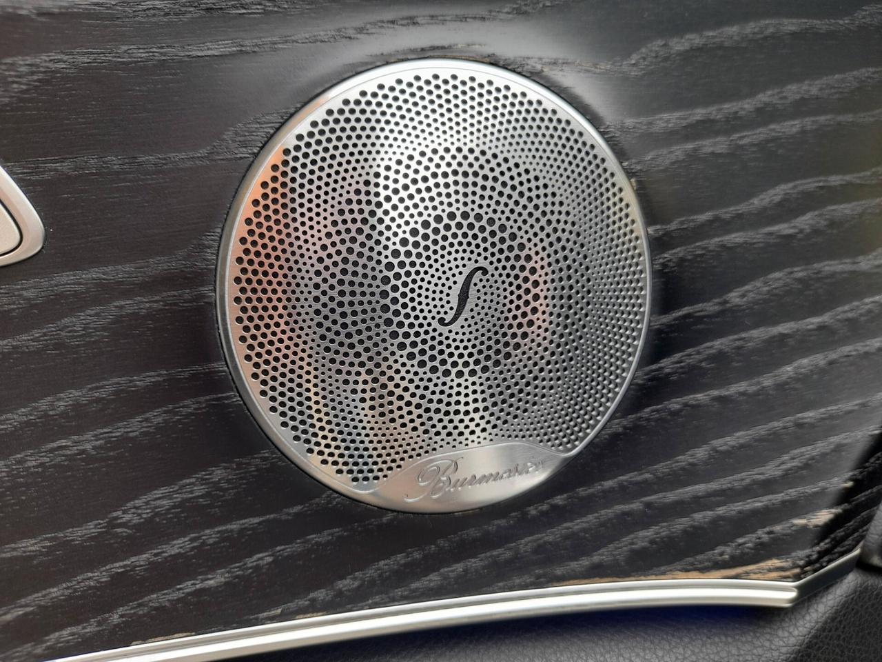 MERCEDES E 220 D AMG LINE BERLINA