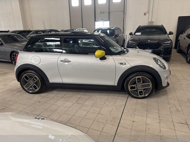 MINI Mini Full Electric Mini F56 Full Electric Mini 3p Cooper SE XL auto