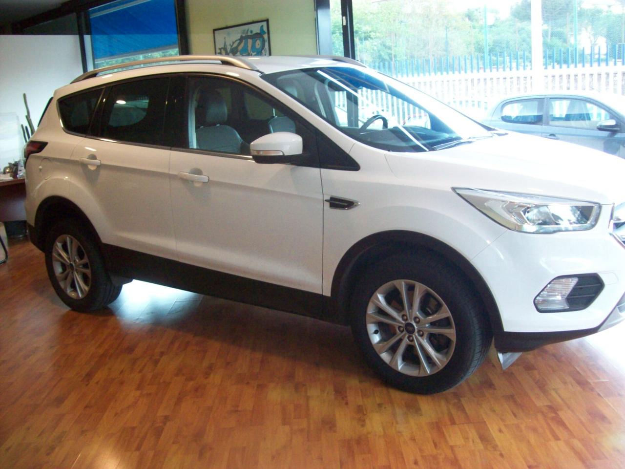 Ford Kuga 1.5 TDCI 120 CV S&S 2WD Titanium