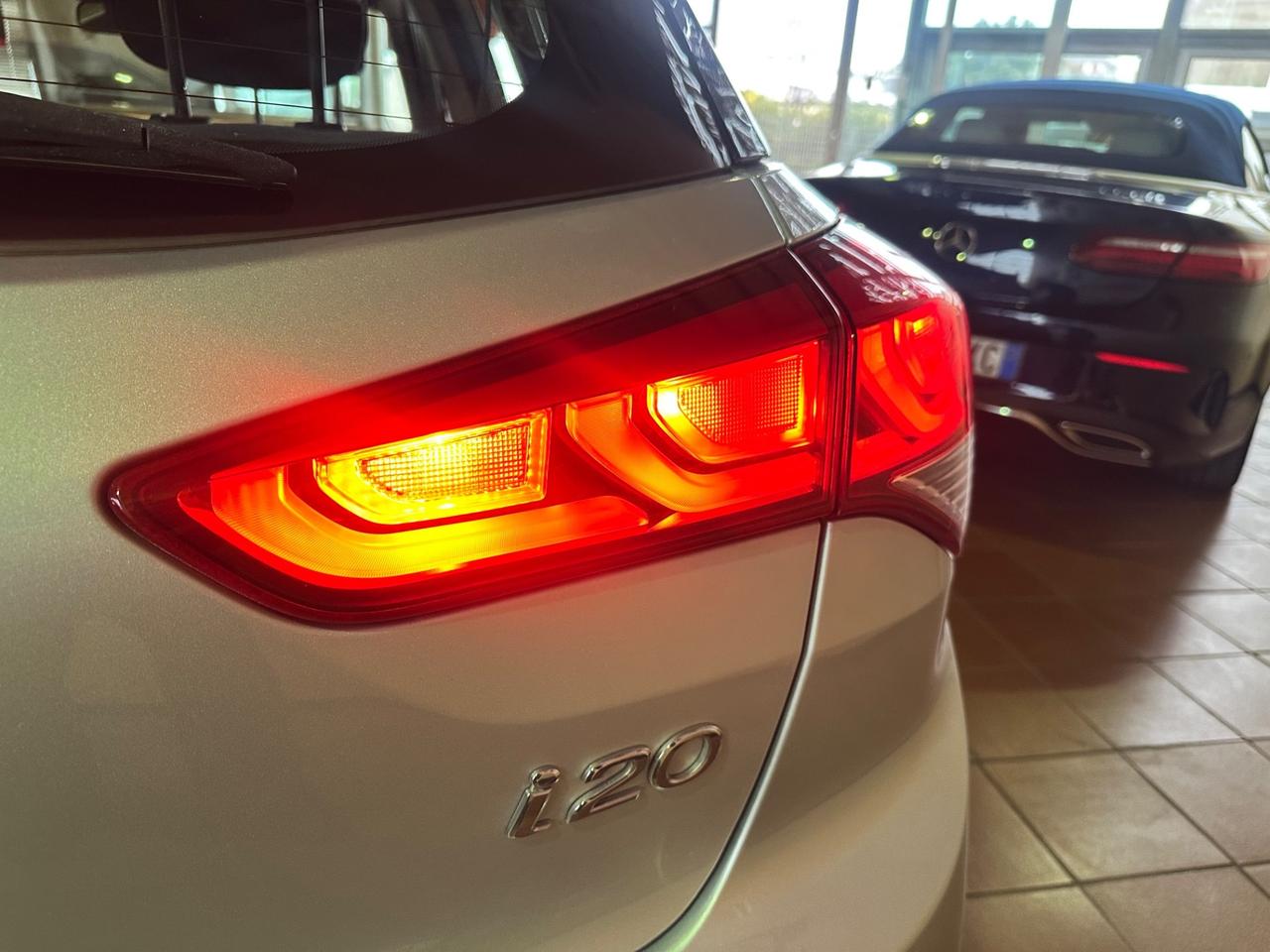 Hyundai i20 1.2 84 CV 5 porte Econext GPL