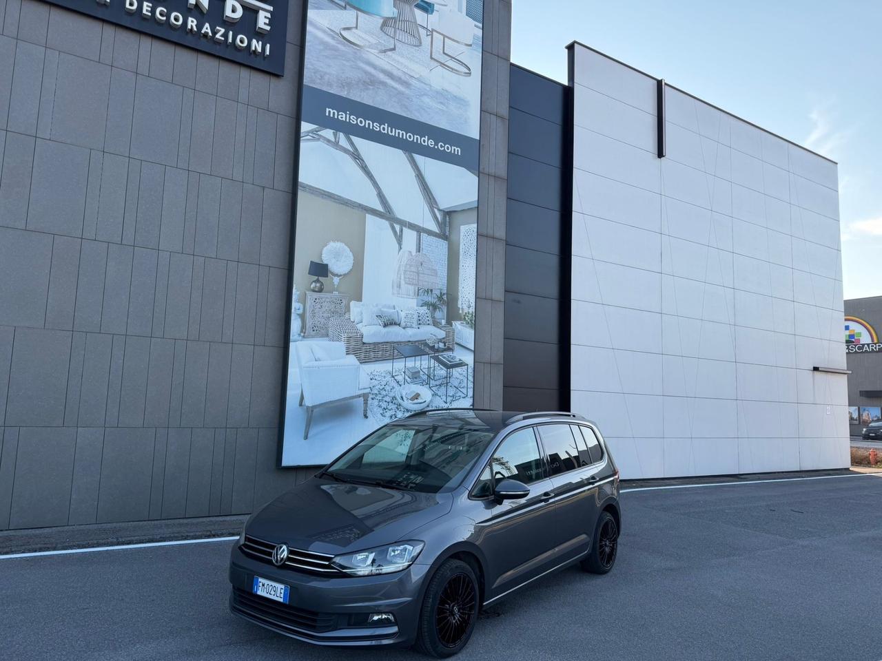 Volkswagen Touran 1.6 TDI 115 CV SCR DSG Executive BlueMotion Tech.