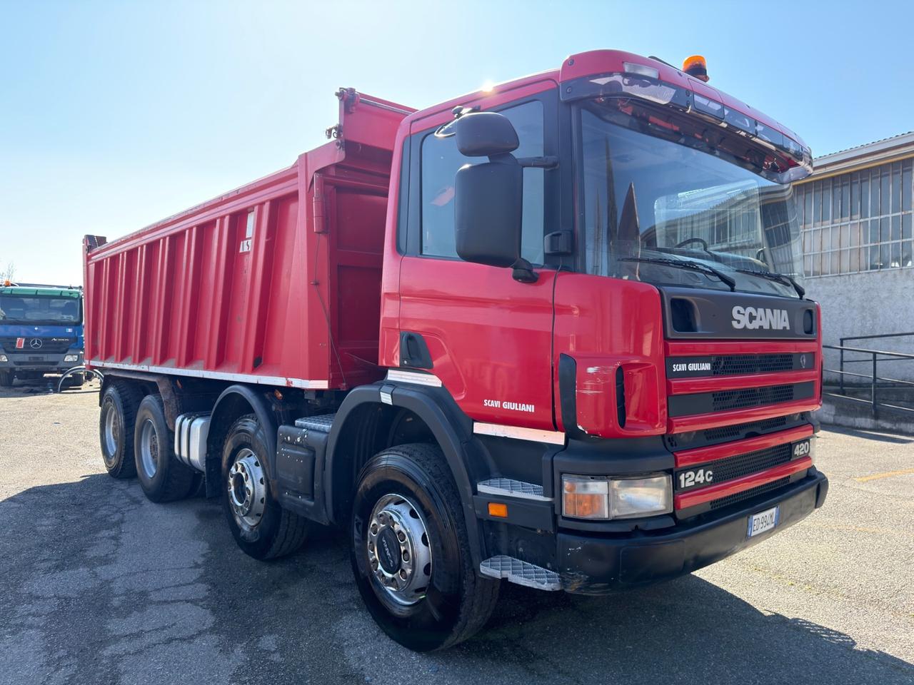 Scania 124c420 8x4