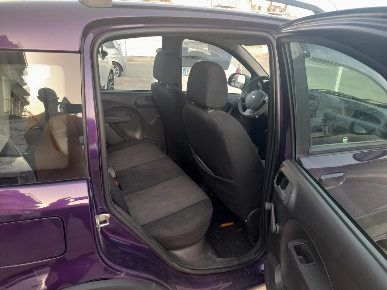 Fiat Panda 1.2cc metano 12 mesi garanzia-2010