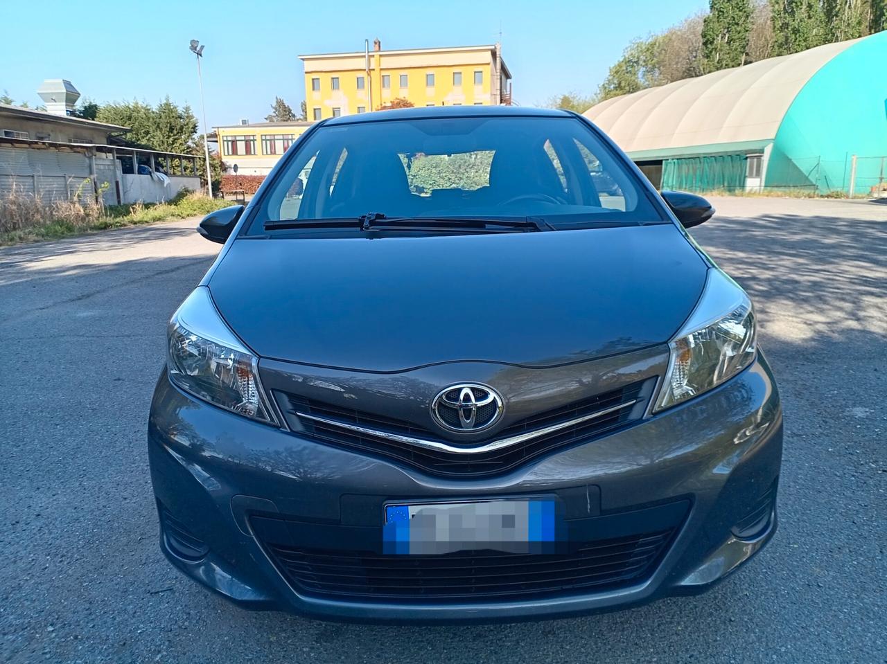 Toyota Yaris 1.0 5 porte Active