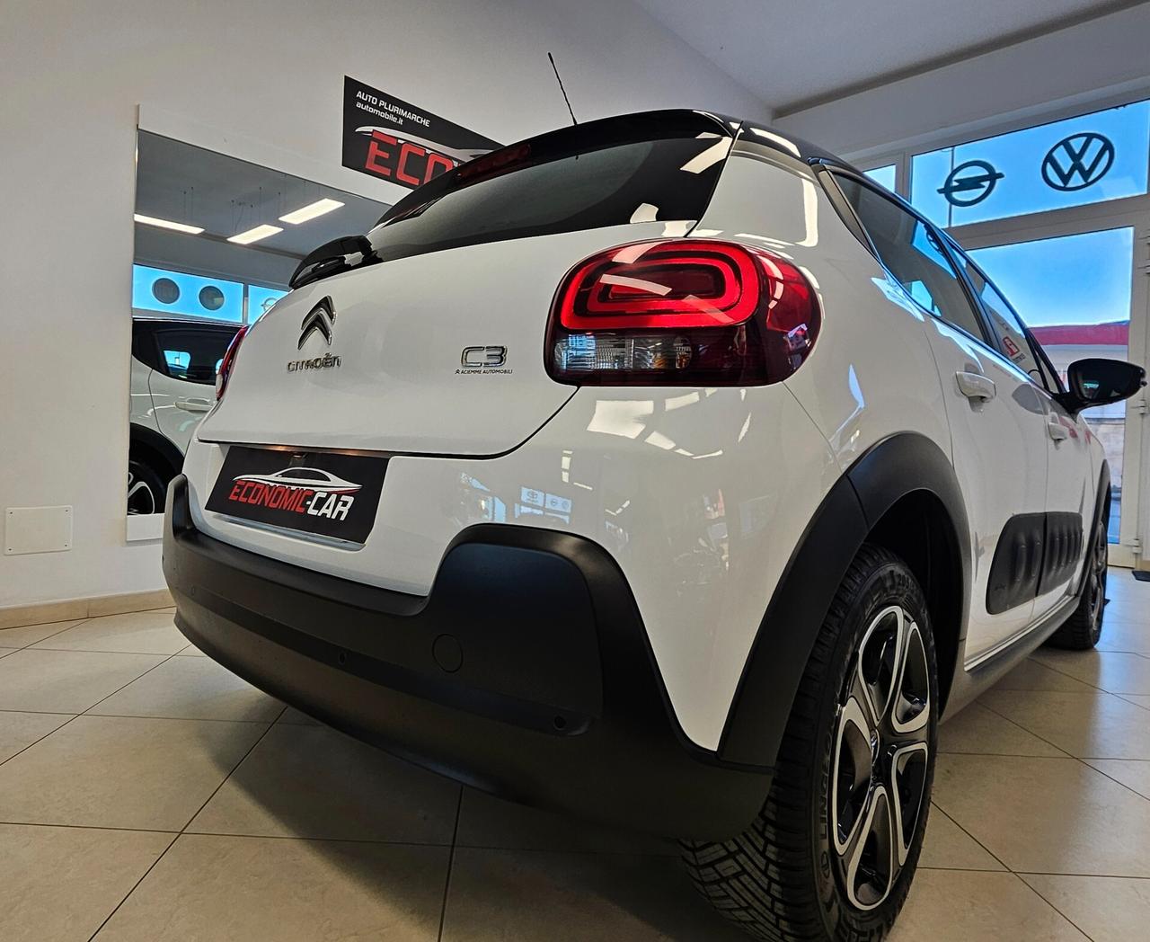 Citroen C3 BlueHDi 75 S&S Shine UNICO PROP..