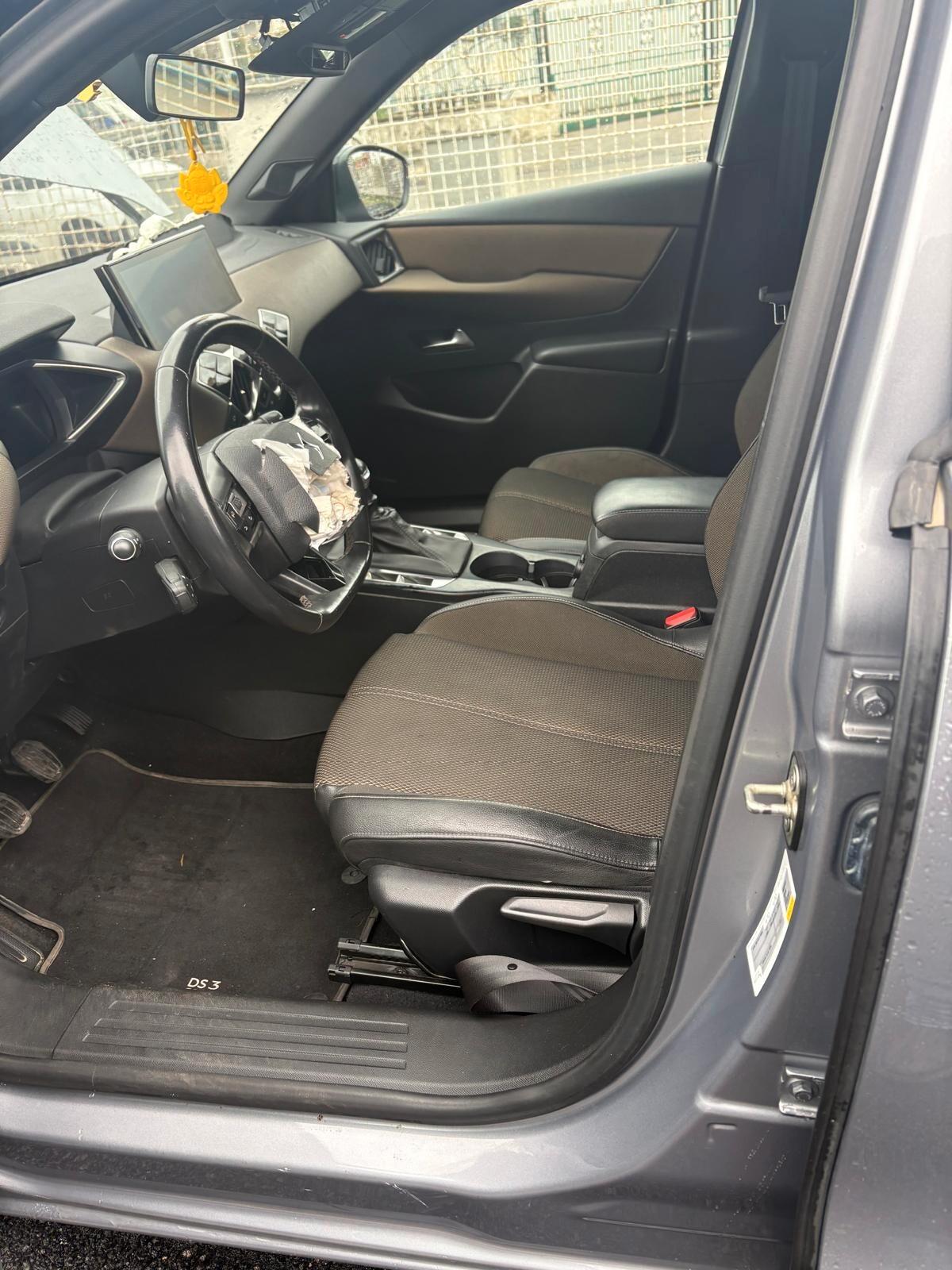 Ds DS3 3 Crossback BlueHDi 100 Performance Line SINISTRATA