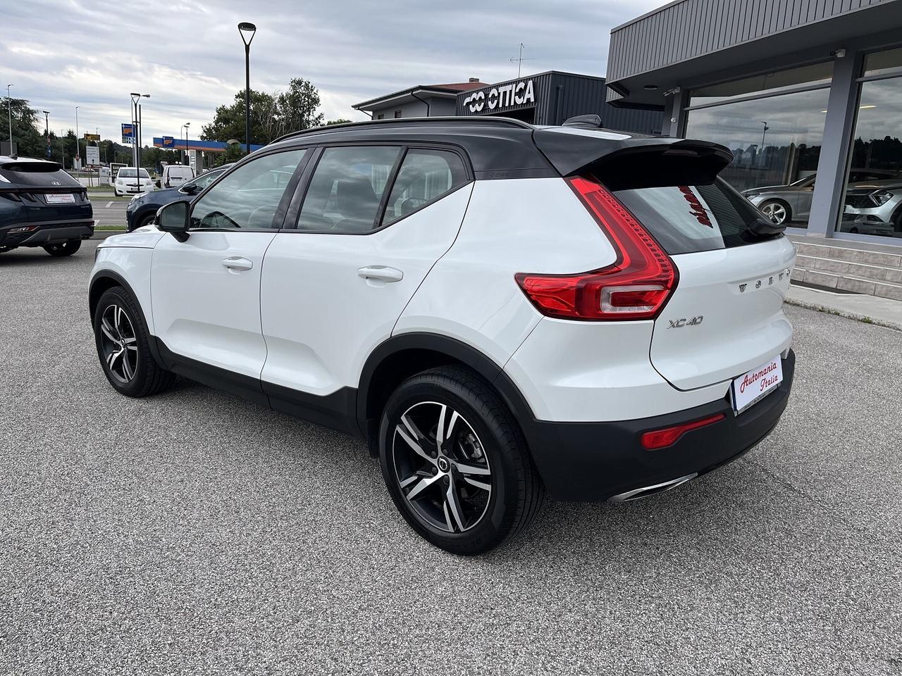 VOLVO XC 40 2.0 D 150 CV 4X4 AUTOM. R.DESIGN