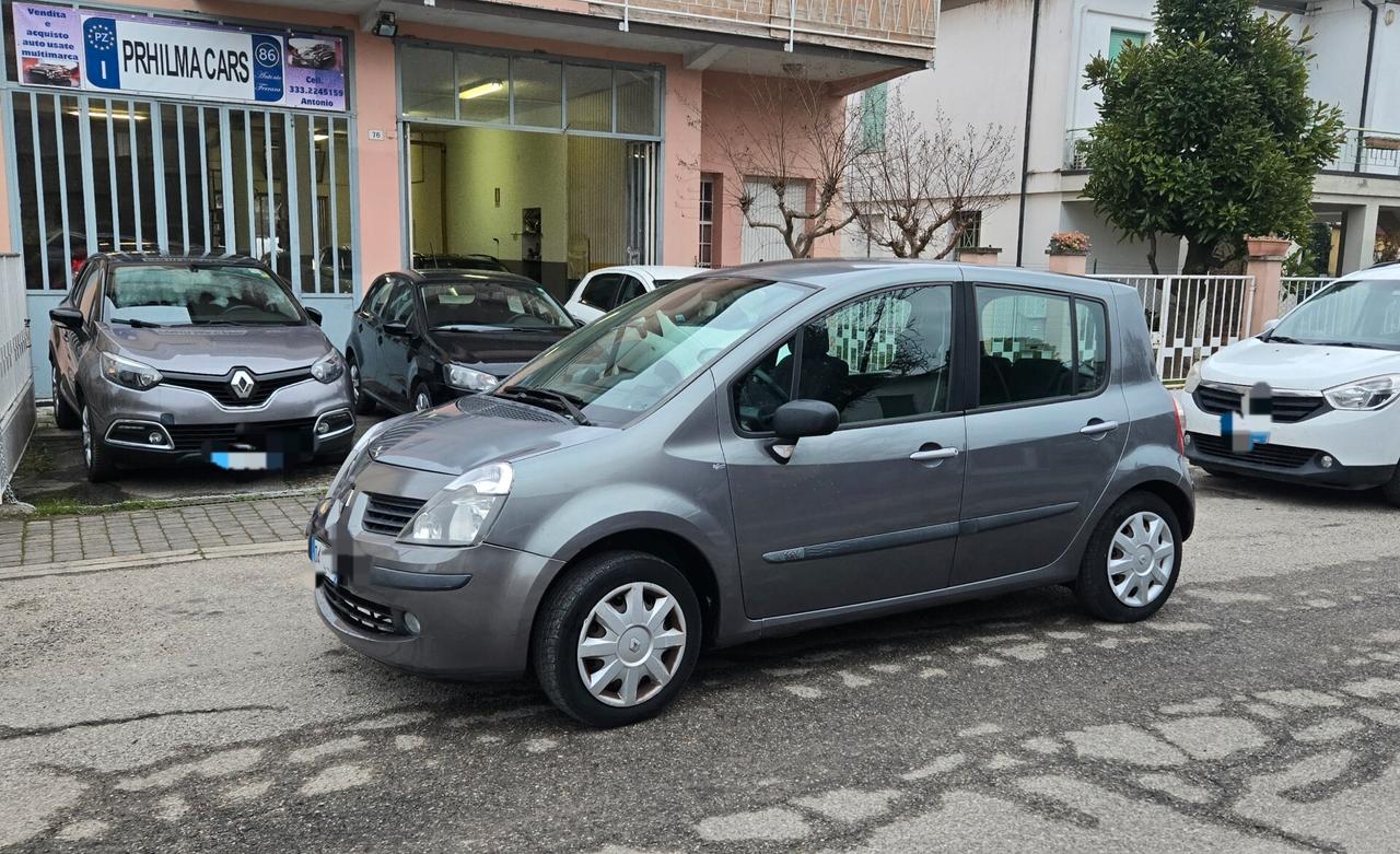 Renault Modus 1.2 16V Luxe Privilège