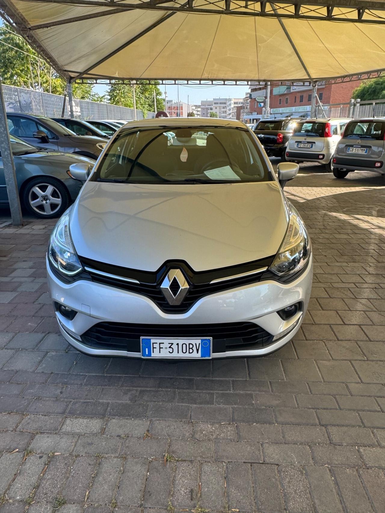 Renault Clio 1.2 75CV 5 porte Intens