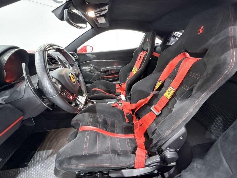 Ferrari 488 488 Pista