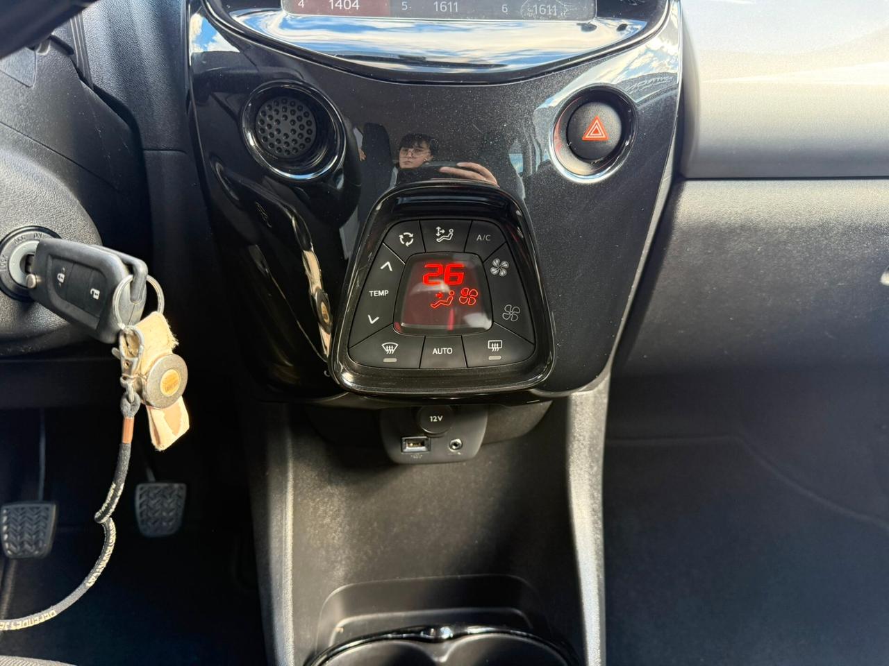 Toyota Aygo 1.0 VVT-i 69 CV 5 porte x-play