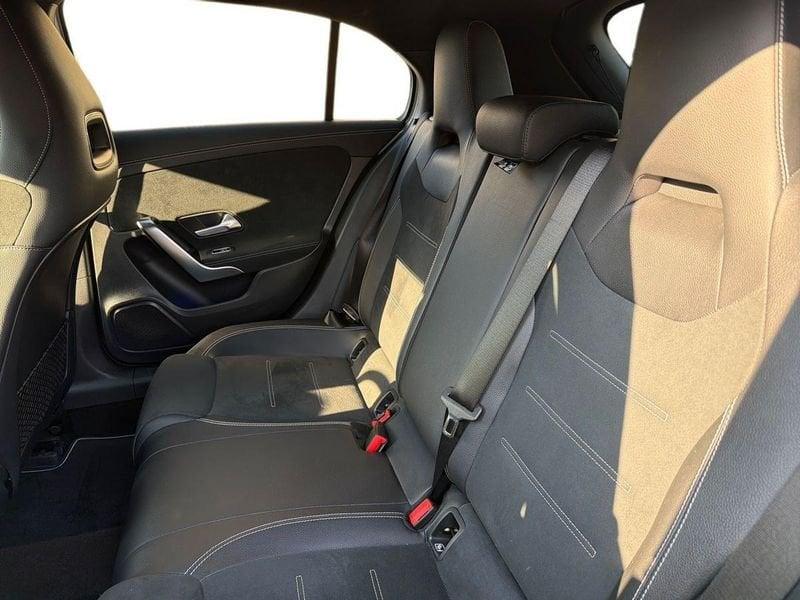 Mercedes-Benz Classe A A 180 d Premium Night edition Plus auto
