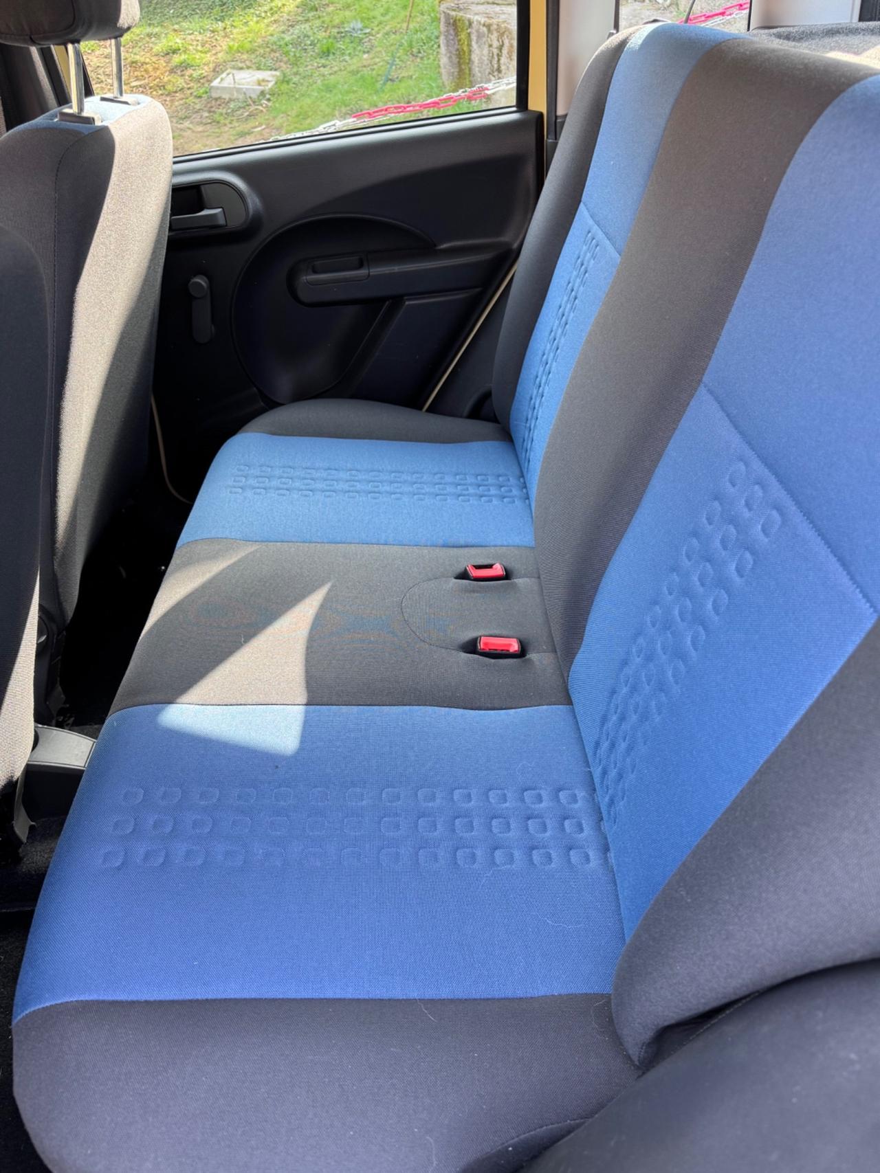 Fiat Panda 1.2 Emotion 62.000 KM neopatentati