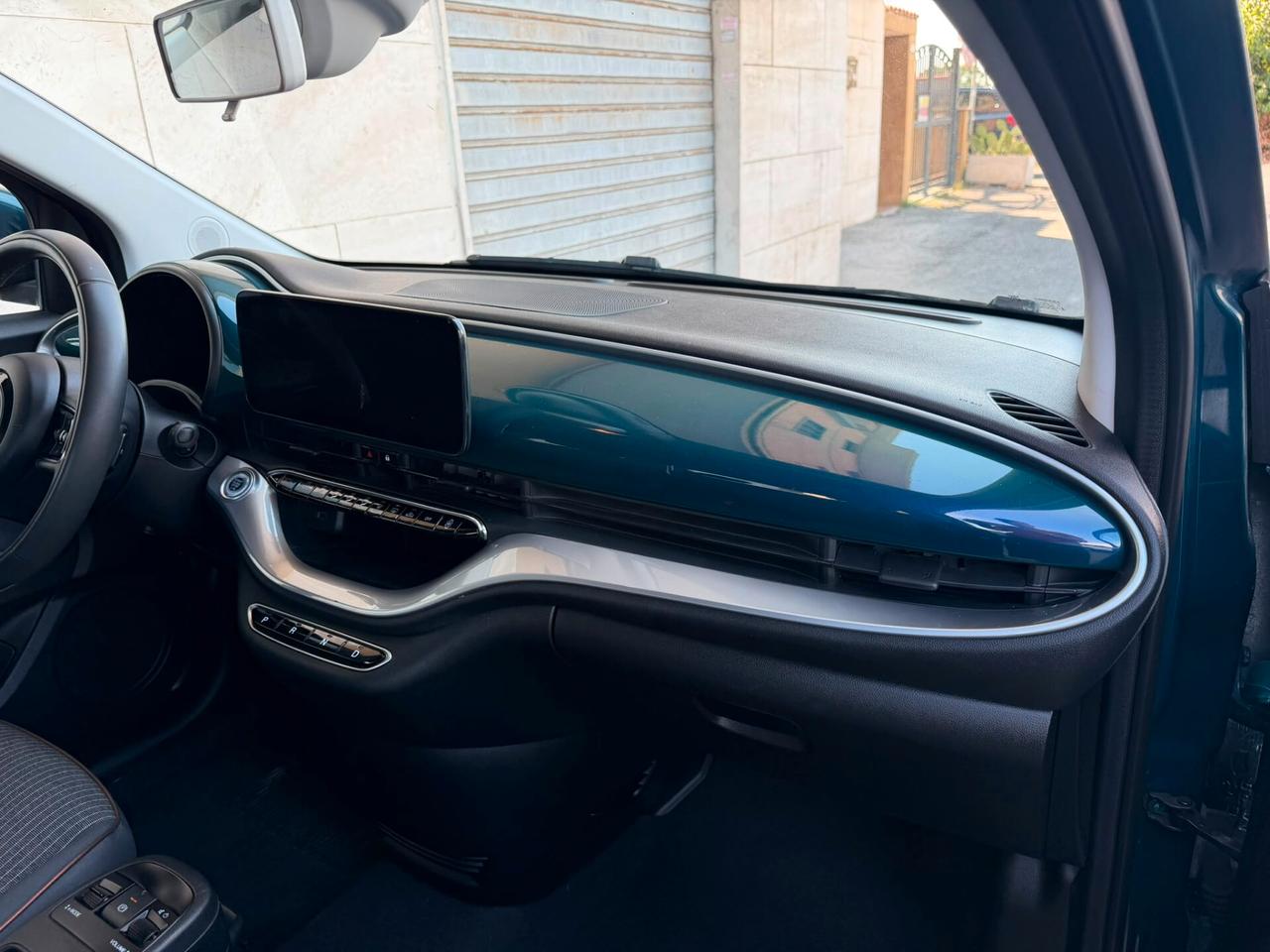 Fiat 500 500e Berlina 42 kWh La Prima