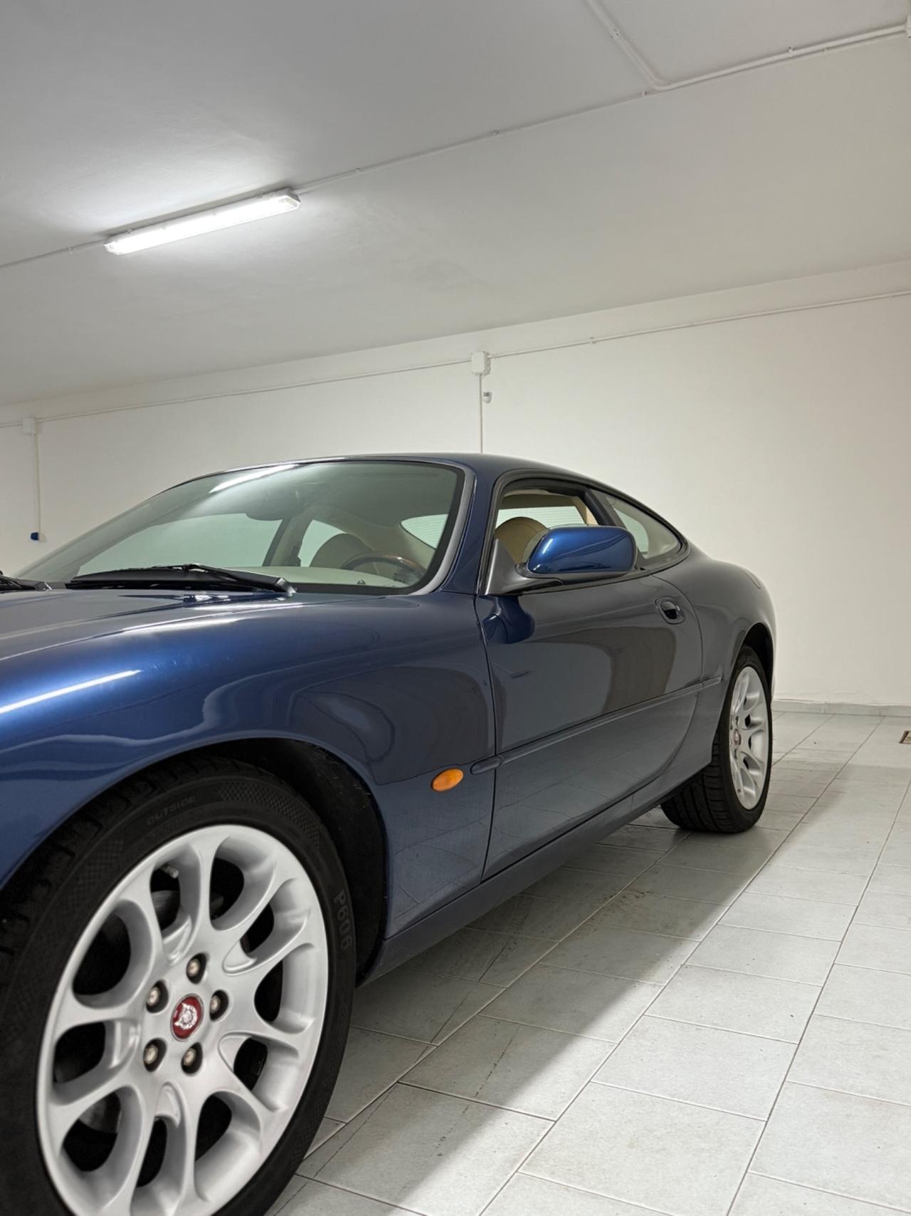 Jaguar XK XK8