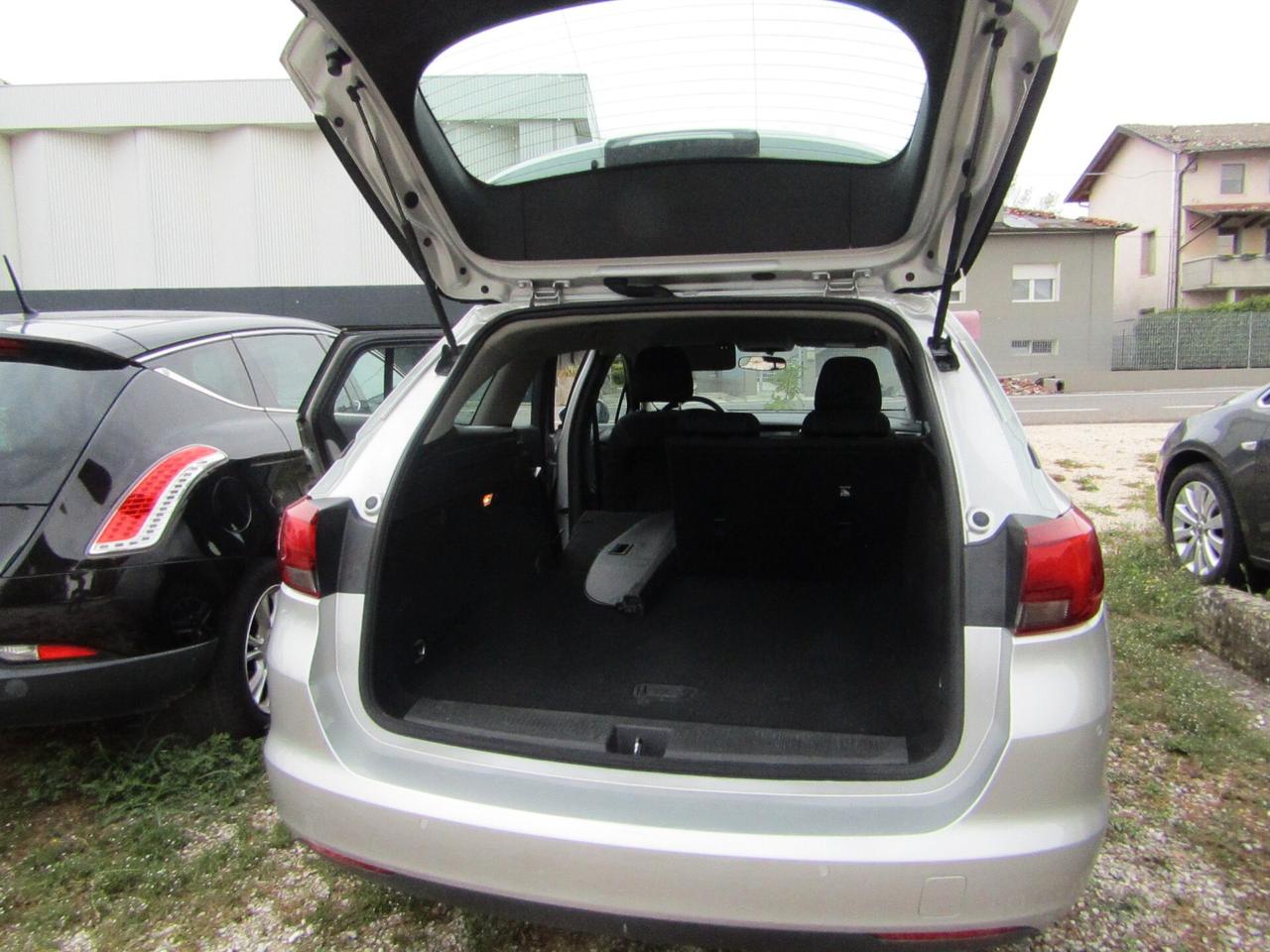 Opel Astra 1.6 CDTi 110CV Start&Stop Sports Tourer Business