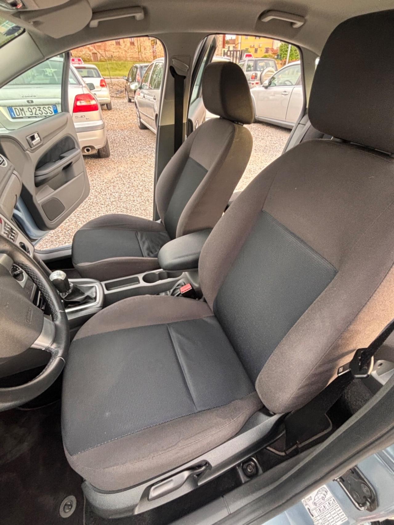 Ford Focus C-Max Focu+ 1.6 TDCi (110CV) 5p. DPF