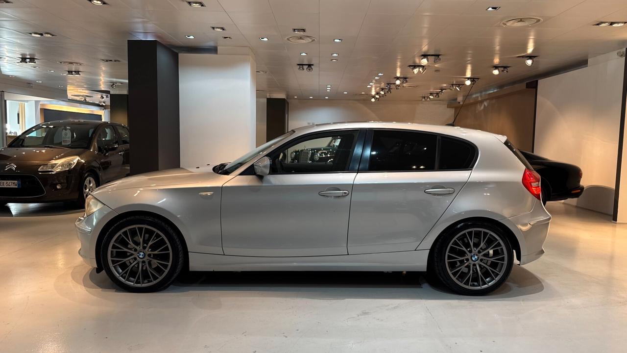 Bmw serie 1 120d 5P - 2010