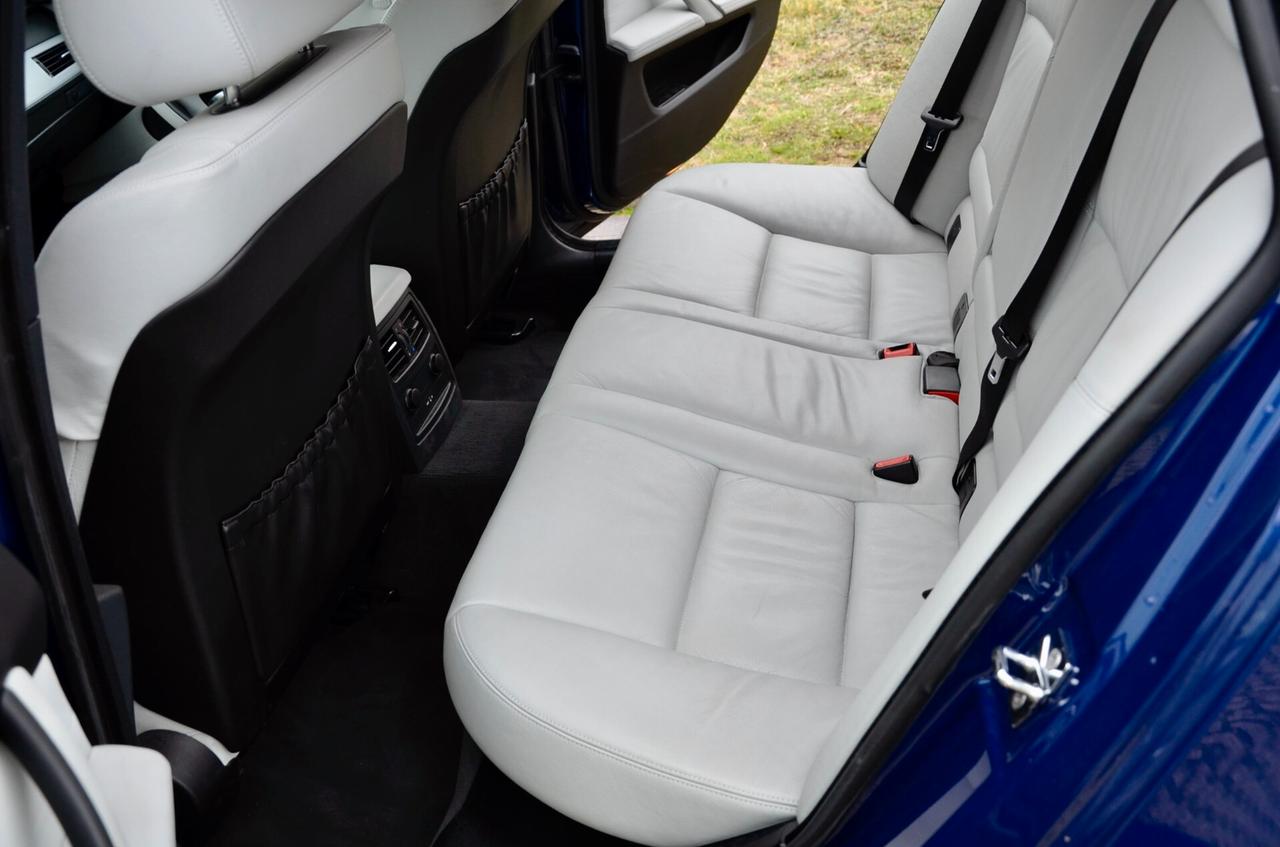 BMW M5 5.0 V10 TOURING 507cv, UFF ITALIANA, SERVICE BMW, INTERLAGOS BLAU, PERMUTE